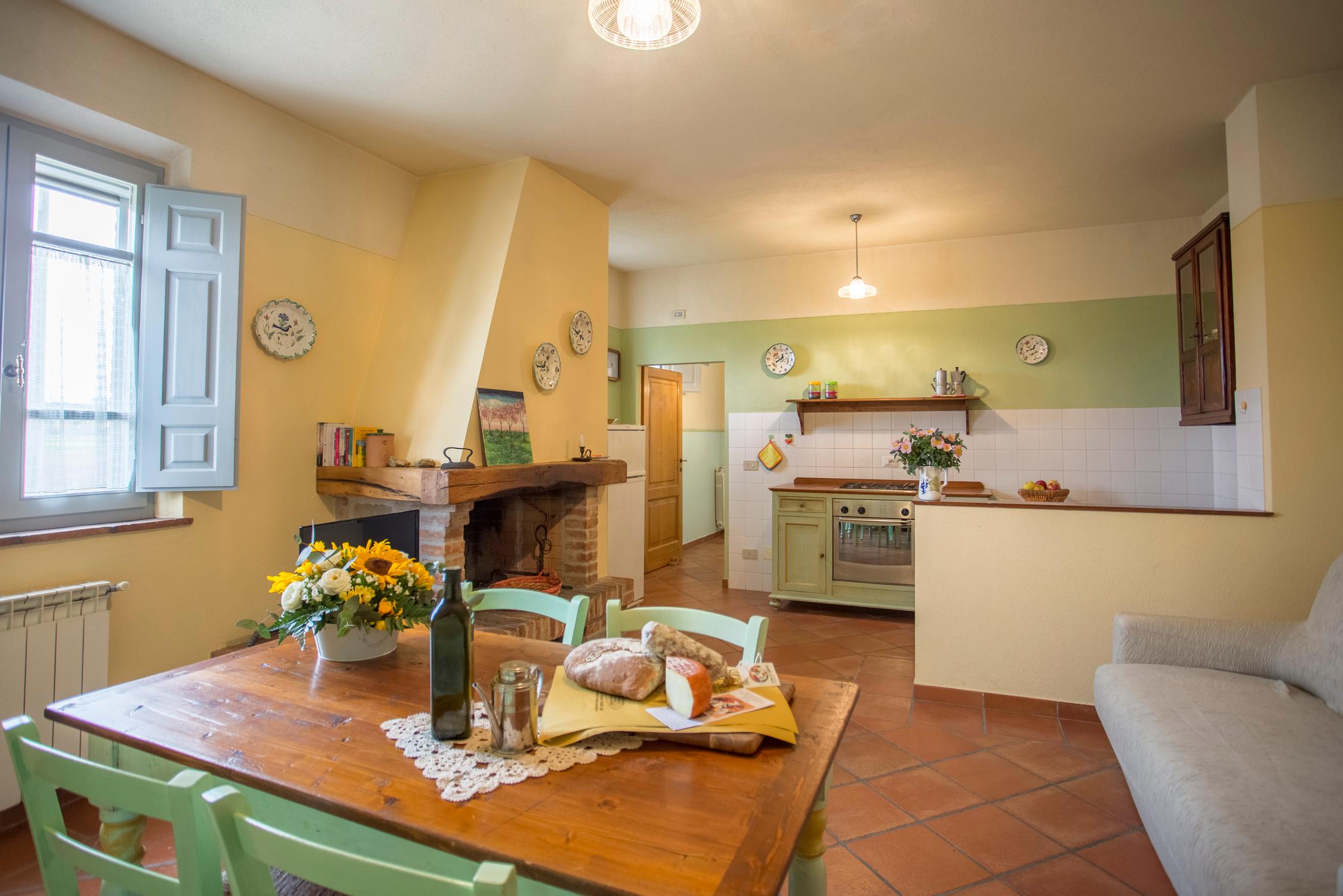 Apartments with swimming pool in Foiano della Chiana, near Cortona, Arezzo