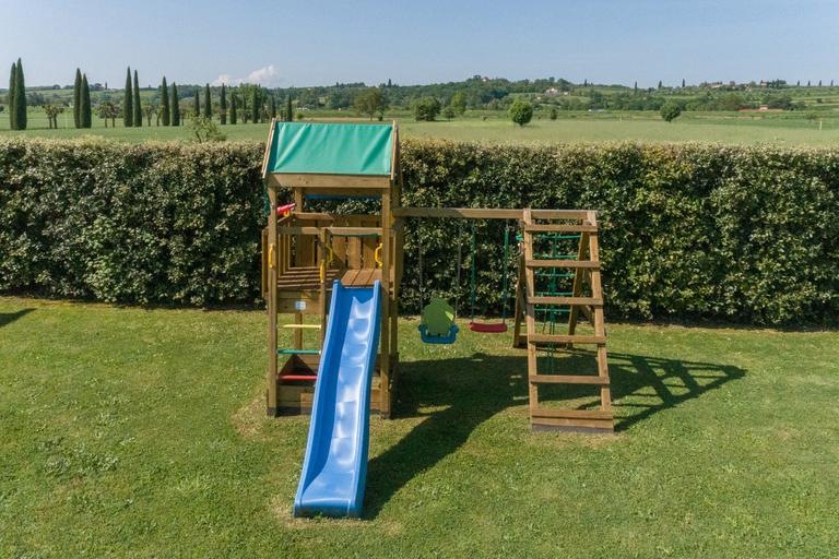 Agriturismo con piscina in Toscana tra Cortona e Foiano della Chiana